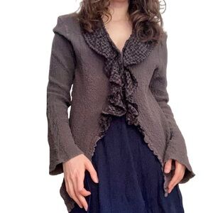 Issey Miyake. Me Cauliflower Long Sleeve Blouse